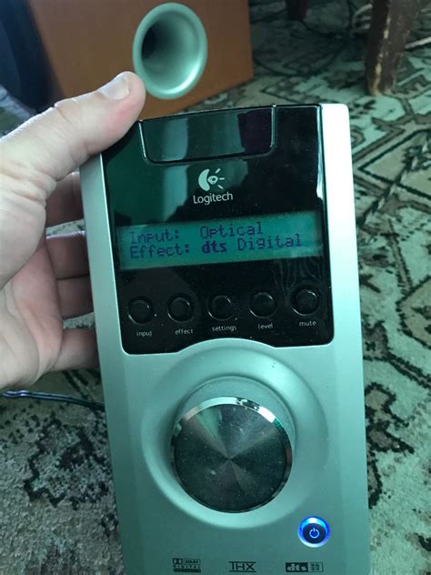 Dolby Digital 5.1 .